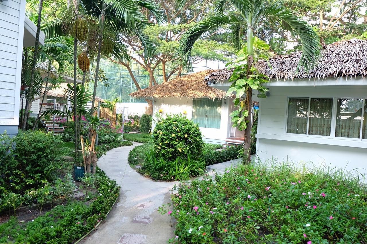 Aquna Huahin Resort ภายนอก รูปภาพ